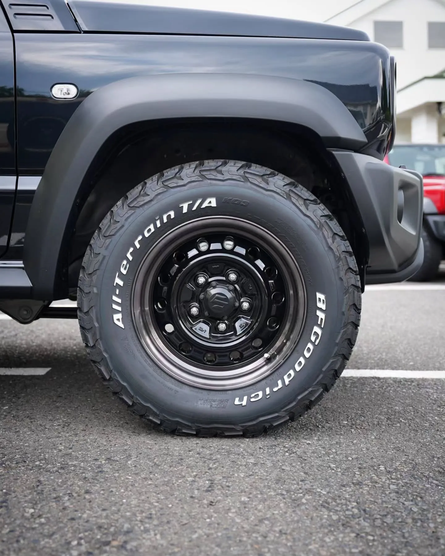 今や買いたくても買えない、貴重なジムニーノマドのカスタムをご...