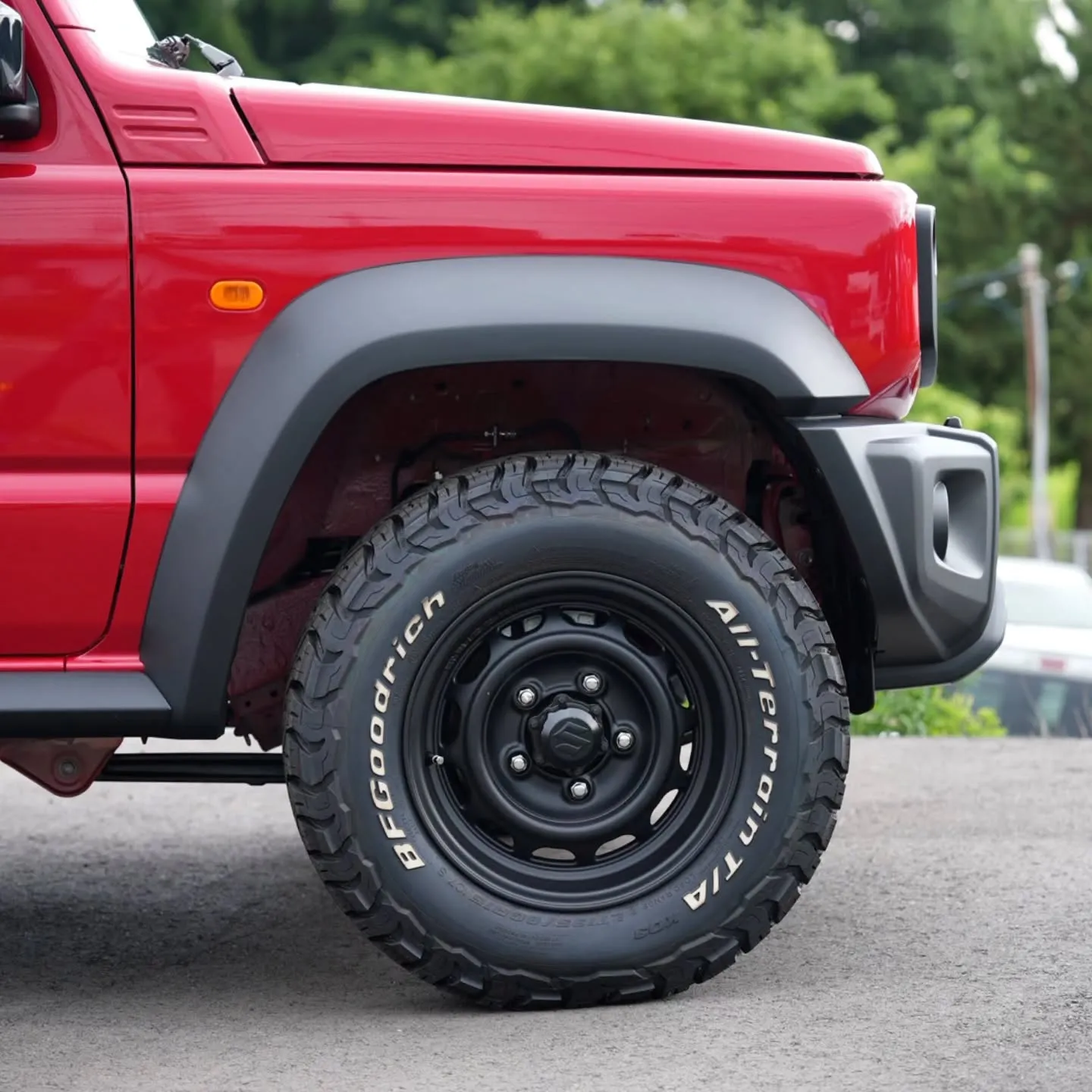 ジムニーノマドの展示車に新作の「BFグッドリッチ AT KO...