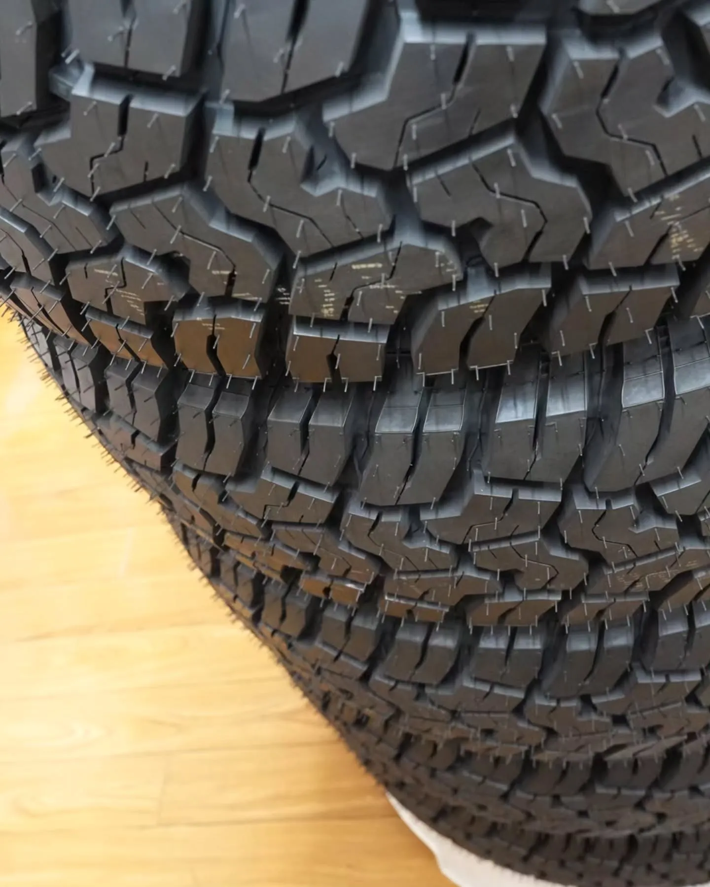 お得なタイヤホイールセット出ました!