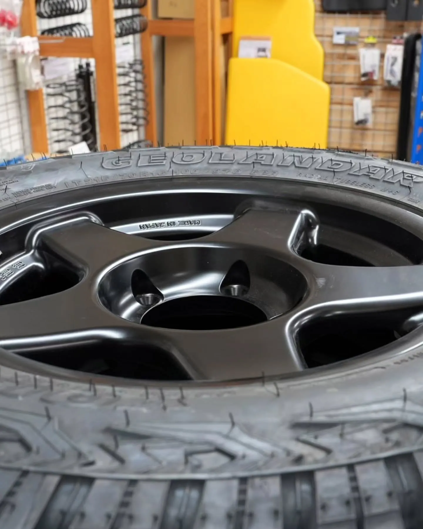 お得なタイヤホイールセット出ました!