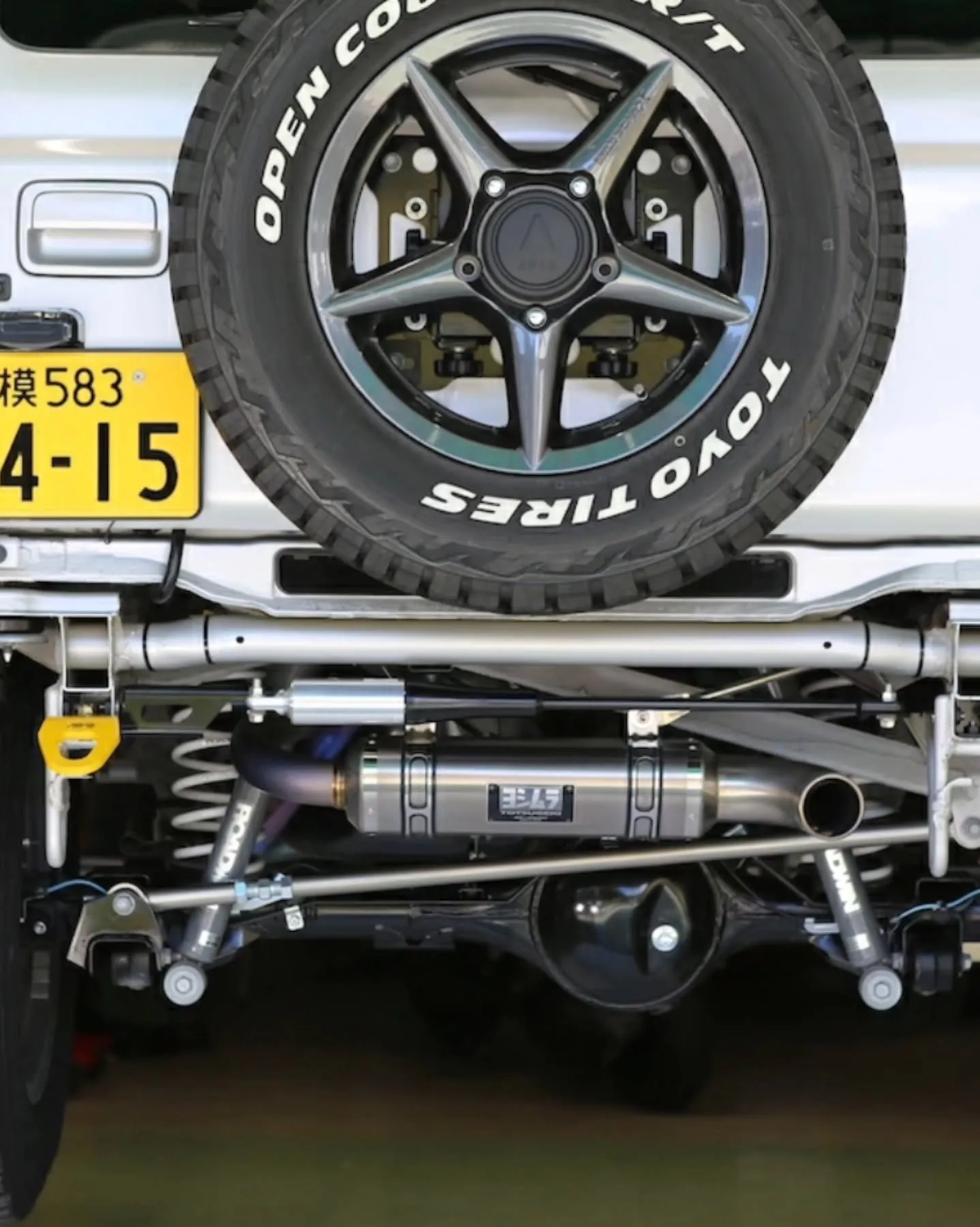 ジムニー乗り心地改善パーツランキングがあるとすると、最上位に...