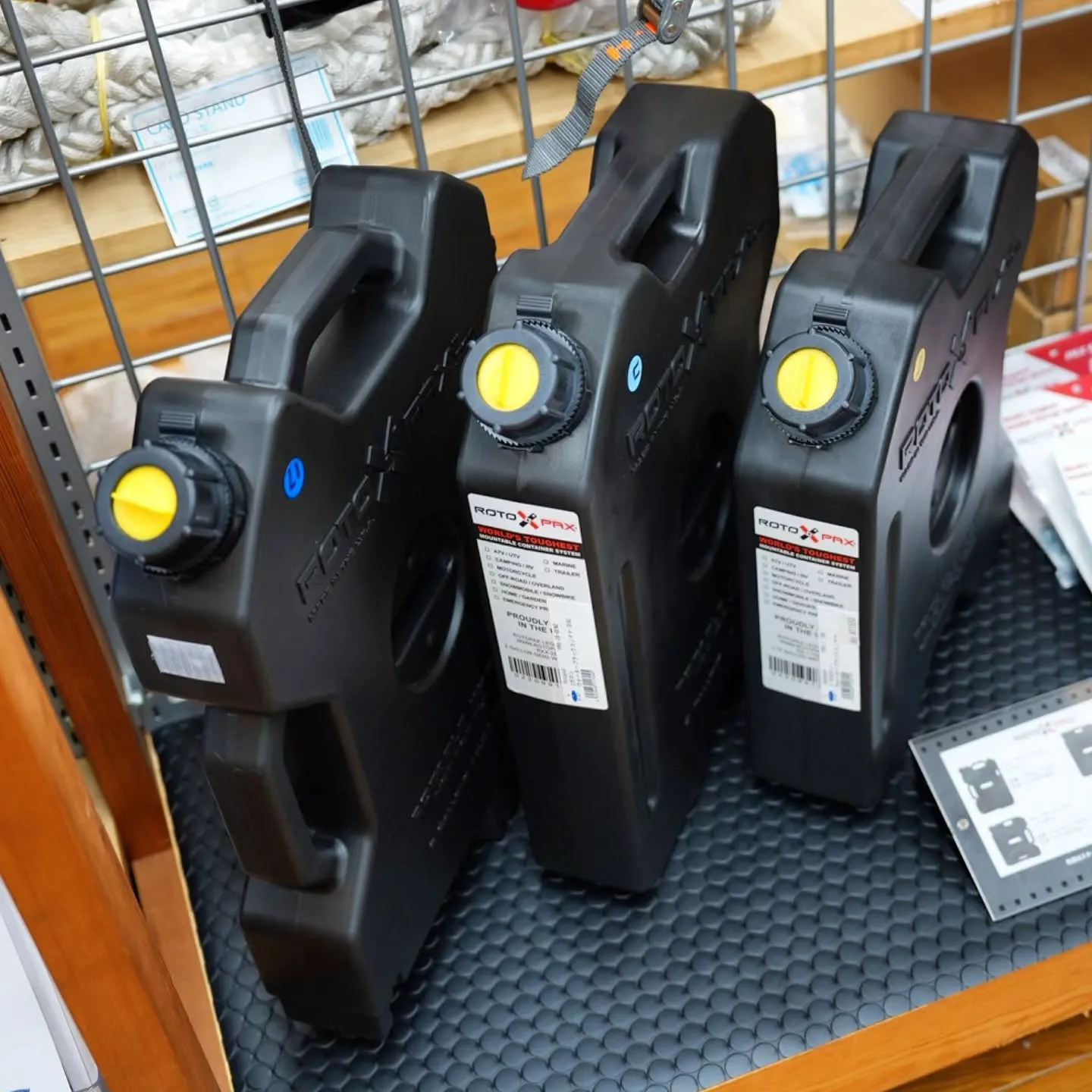 ロトパックス ウォーターコンテナ＆マウント各種入荷しました!