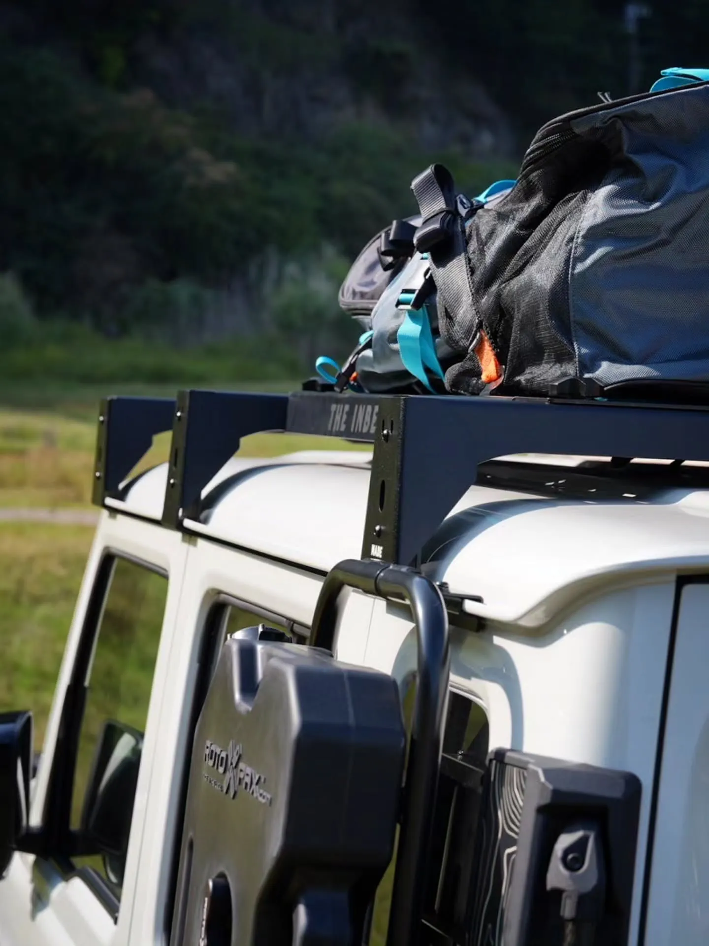 ジムニーノマドとカヤックの相性はシエラ以上！10フィートのカ...