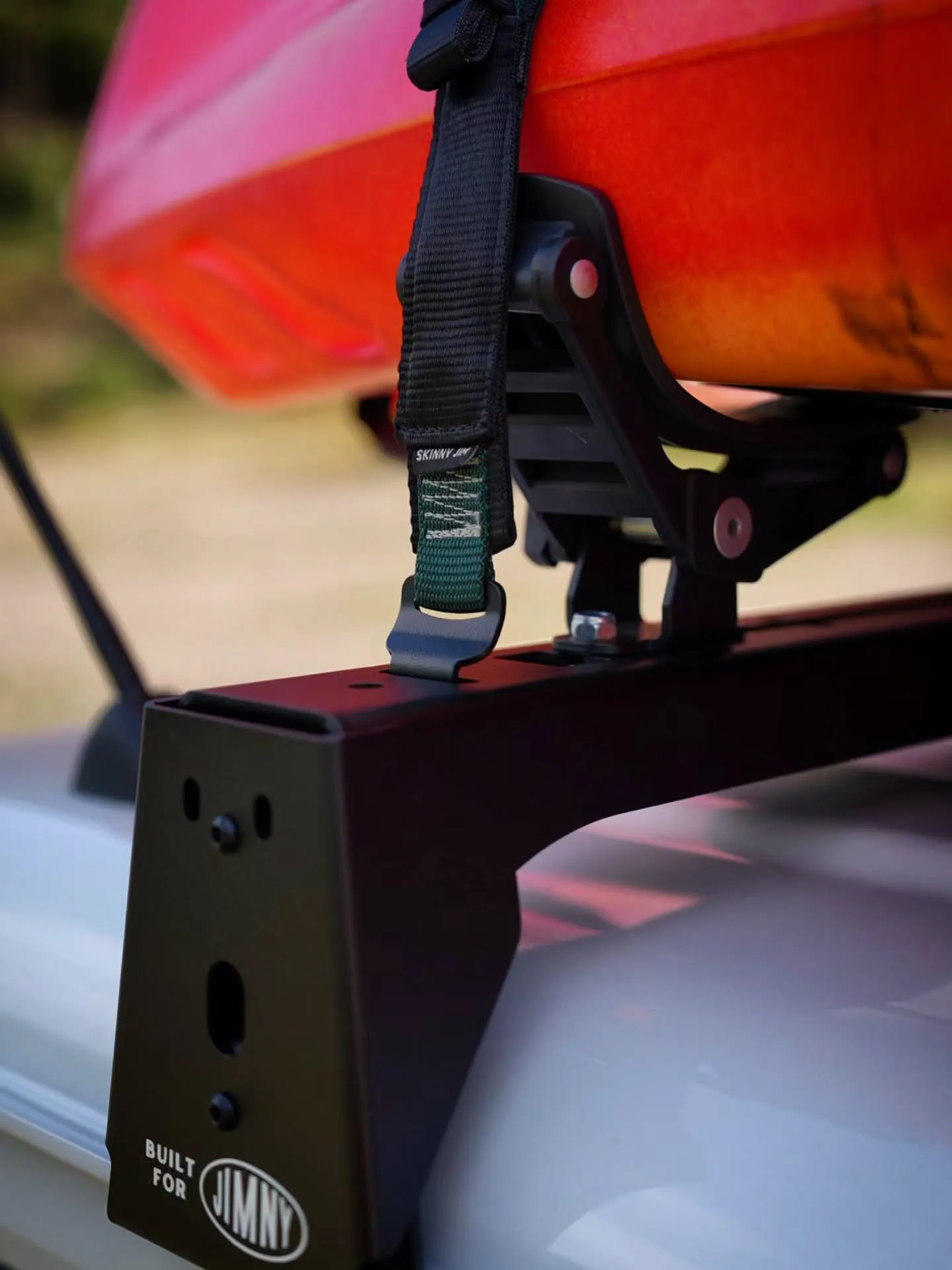 ジムニーノマドとカヤックの相性はシエラ以上！10フィートのカ...