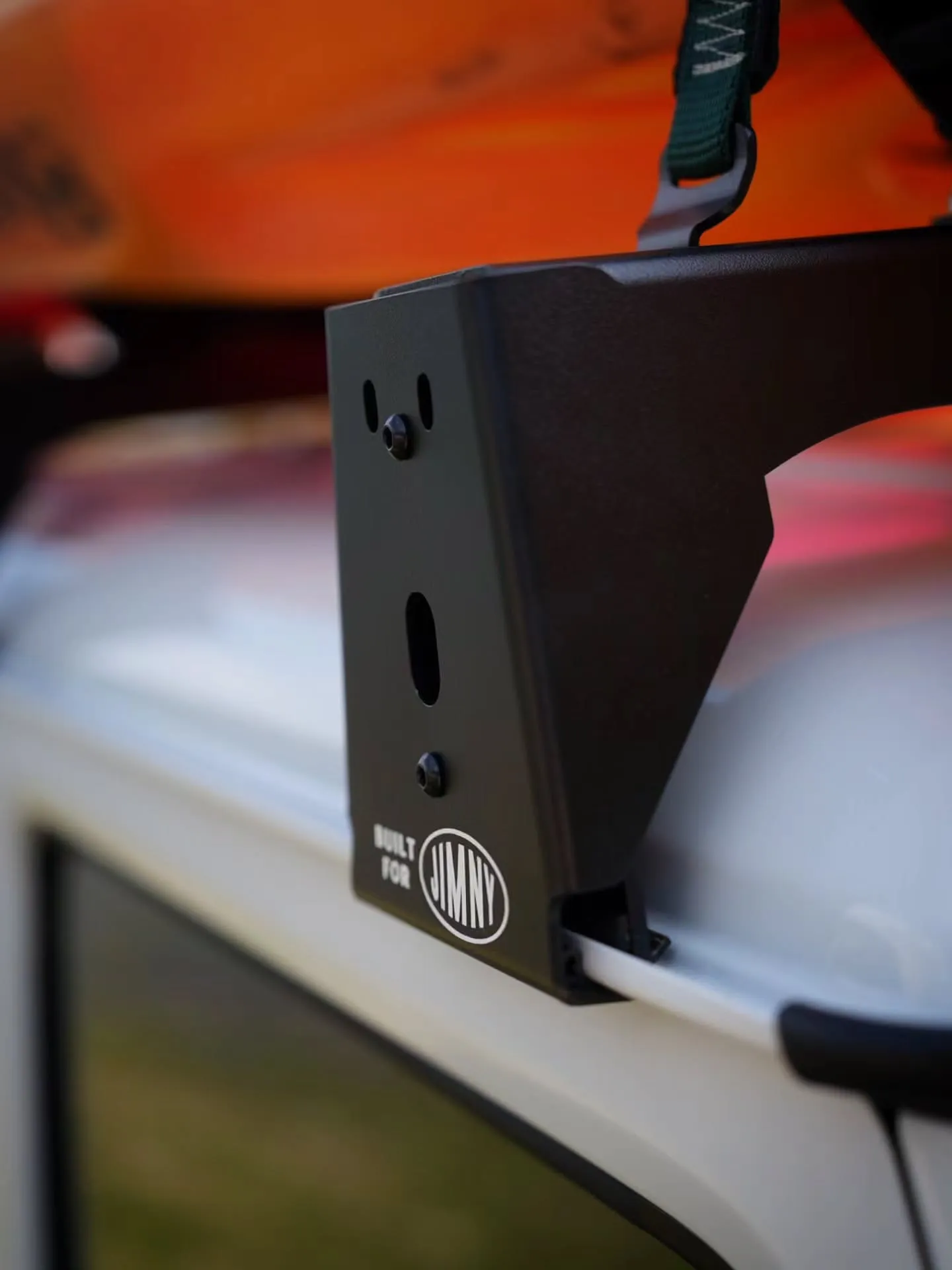 ジムニーノマドとカヤックの相性はシエラ以上！10フィートのカ...