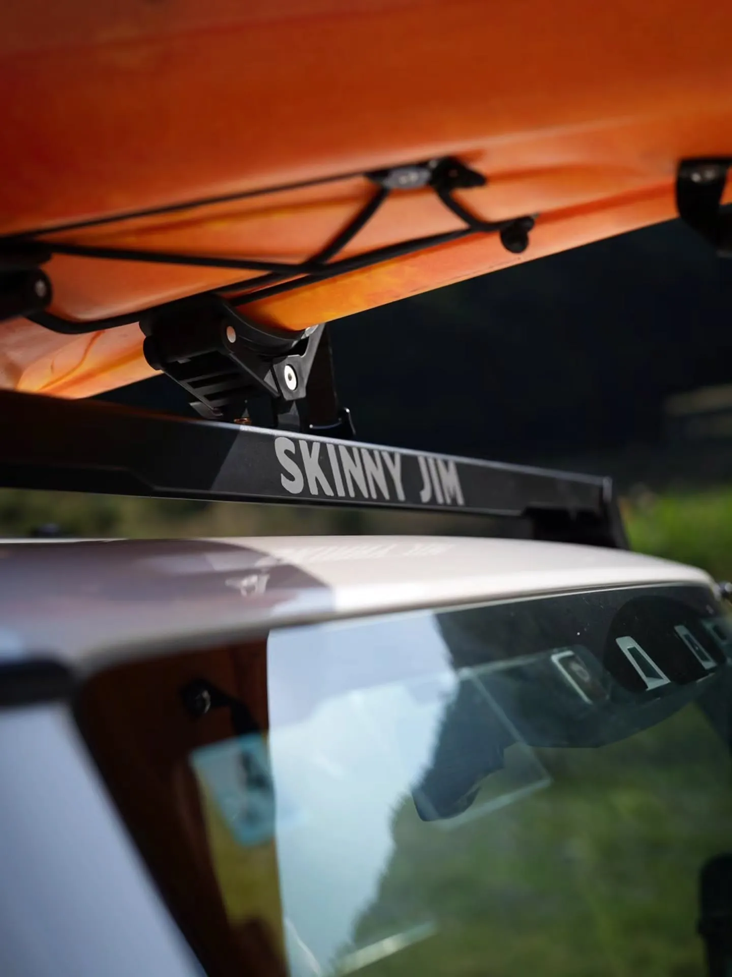 ジムニーノマドとカヤックの相性はシエラ以上！10フィートのカ...