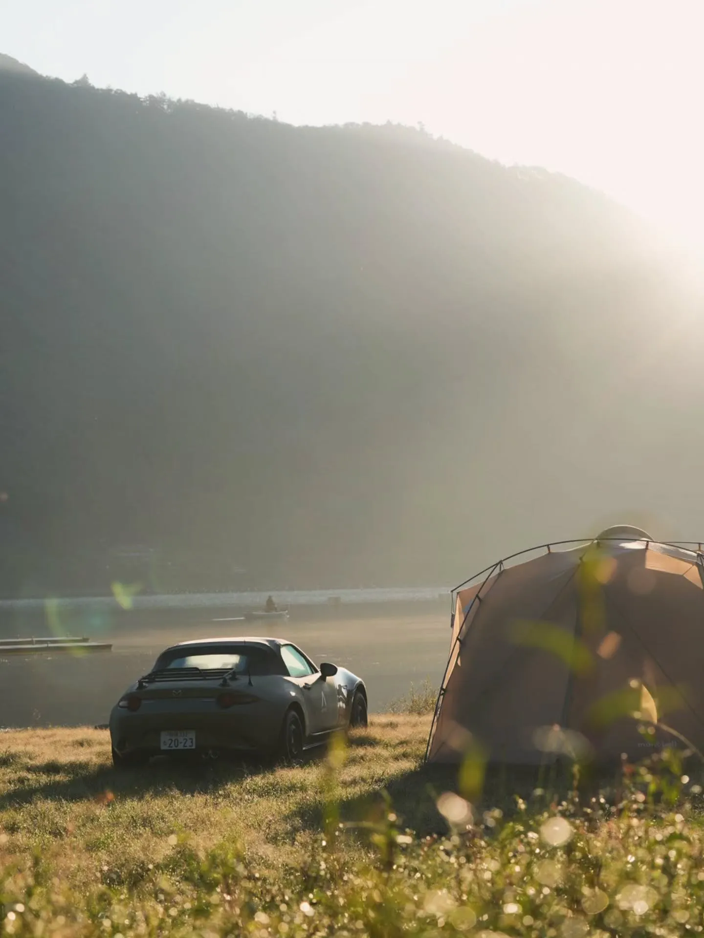 早朝の精進湖with APIOロードスター
