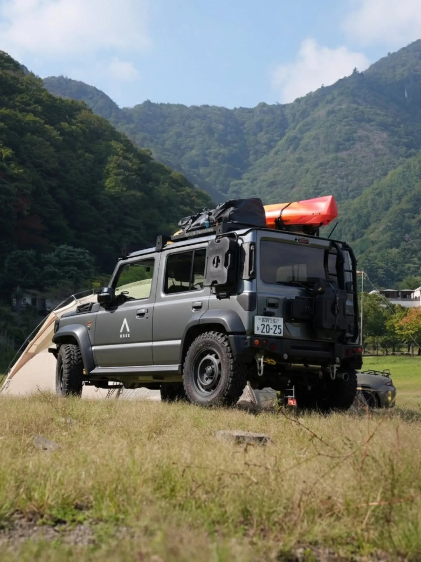 待望の「グラナイトグレーメタリック」ノマドカスタム妄想集by...